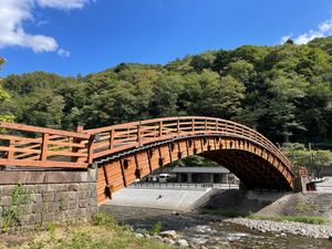 奈良井駅近くにある木曽の大橋。渡る事もできます。