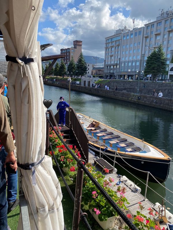 日本・北海道「2023 9月札幌•小樽•旭山富良野の旅」の写真：しっかりランチを楽しんだらJRで小樽へ移...