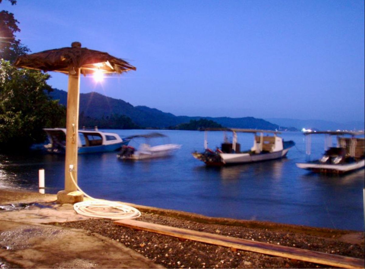 ダイビングは翌朝早朝から。