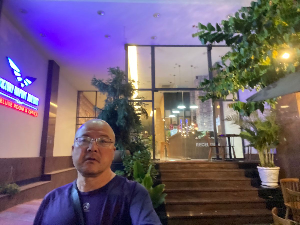 the victory airport hotel の夜勤レセプショニスト...