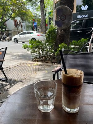 ベトナムでカフェ巡り☕️
コレが今回の目的でもある☝️
５店舗しか行けんか...