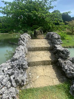 識名園の中
写真と動画を一部公開します。