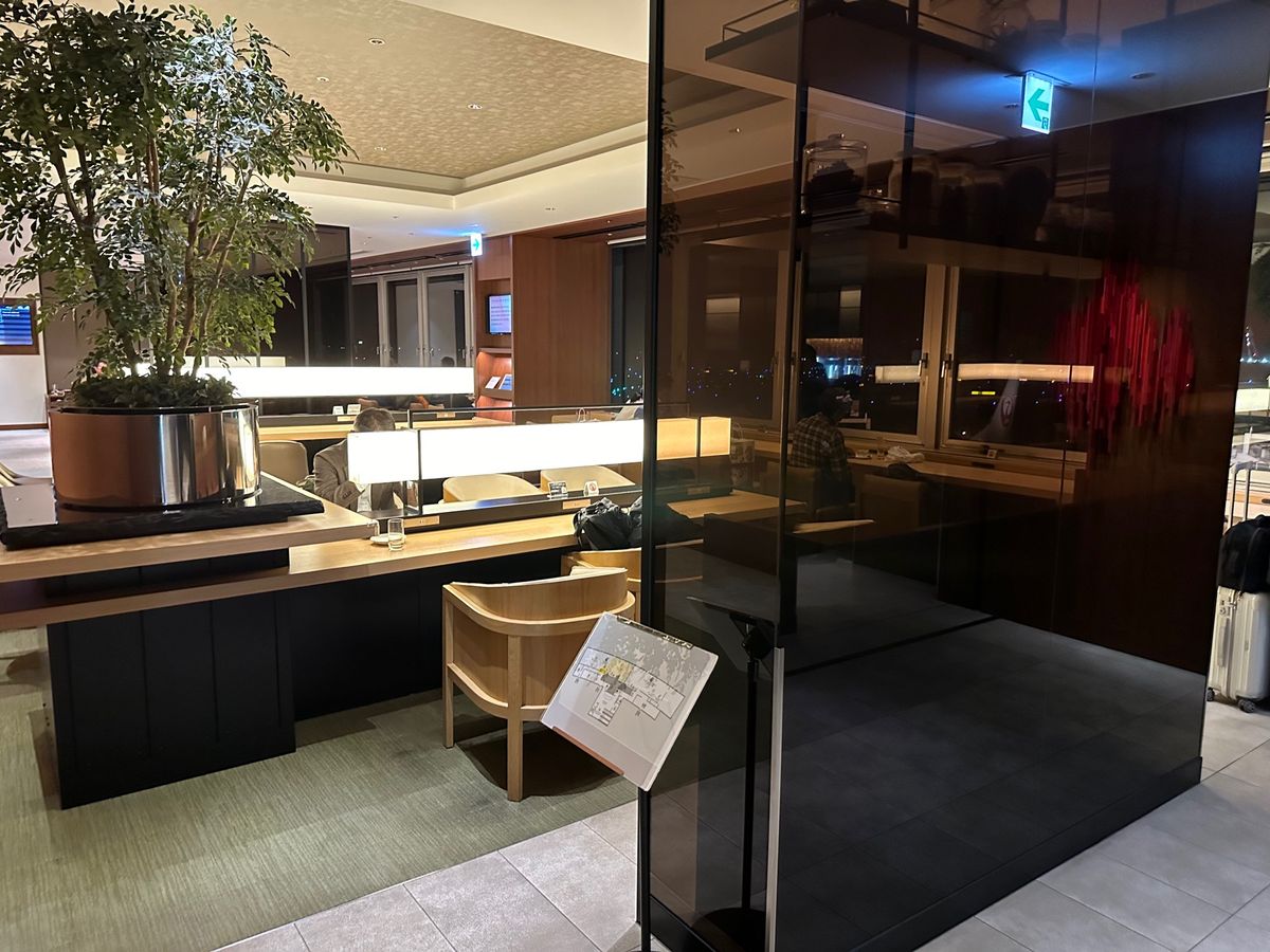 千歳
アウトレットで買物後は空港でグルメ
ラウンジで休んでから東京に戻ります