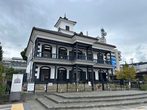 新府城、藤村記念館、要害山城、武田神社

いっぺんに回るのはなかなか大変でした。