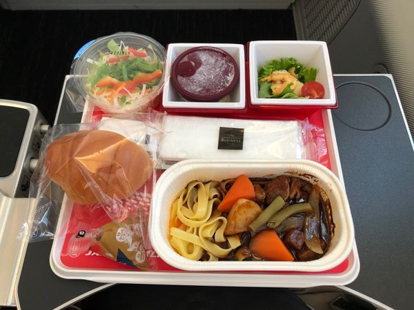 台湾・台北「2023.10TSA台湾鐵路旅遊」の写真：エコ飯
ビーフシチュー
なかなか美味しか...