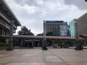 地下鉄乗って台北駅へ
まずは台鐵排骨便當から♪