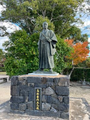 山口県萩市
●明倫学舎　本館
●明倫学舎　２号館〜４号館
●高杉晋作像
●...