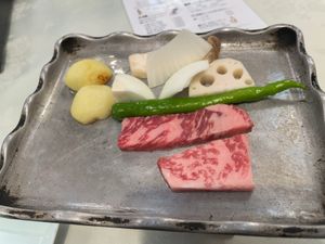 ホテルの夕食は郷土料理の岩国寿司や大平なども出ました。