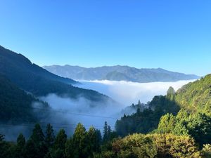 雲海と吉野川