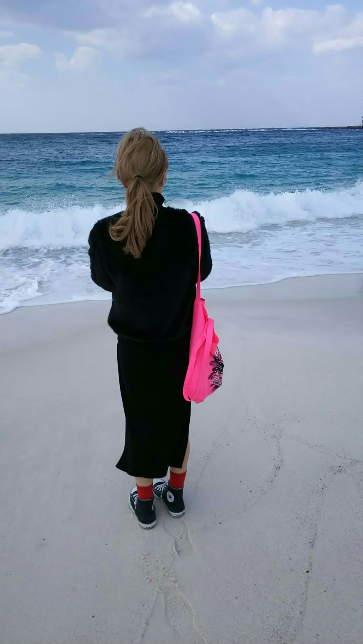 和歌山駅の白浜。
寒かったけど海は綺麗だった♡