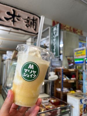 ３日目は石垣島に戻ってきてマリアシェイク🥤
知念商会のオニササも食べて、石...