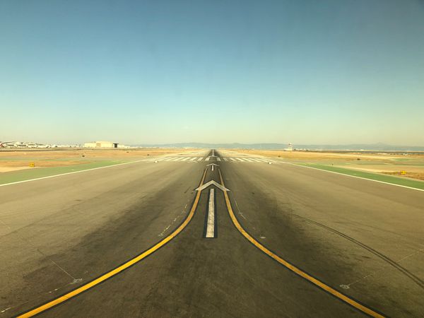 アメリカ(米国)・サンフランシスコ「2023.10SFO」の写真：クリアードテイクオフ🛫