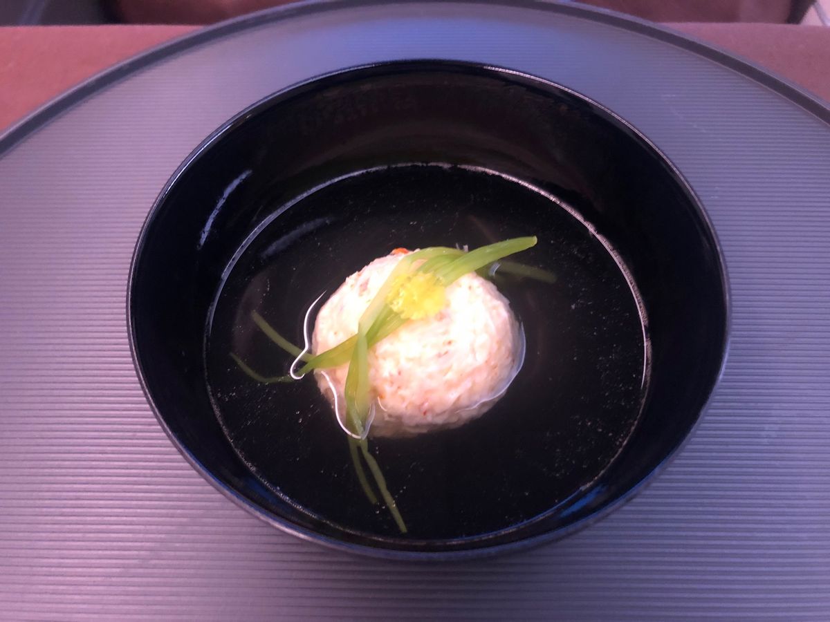 椀物
蟹真丈
温め具合よくほろりのした食感が美味しかった