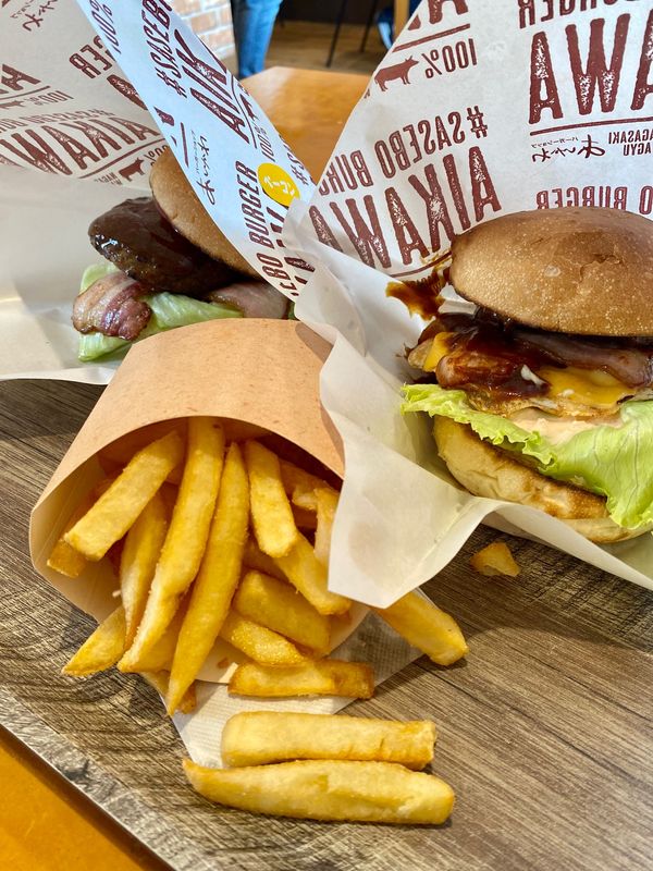 日本・長崎県「2023  ハロウィーン時期のハウステンボス」の写真：朝ごはん中、今からハウステンボス行こうよ...