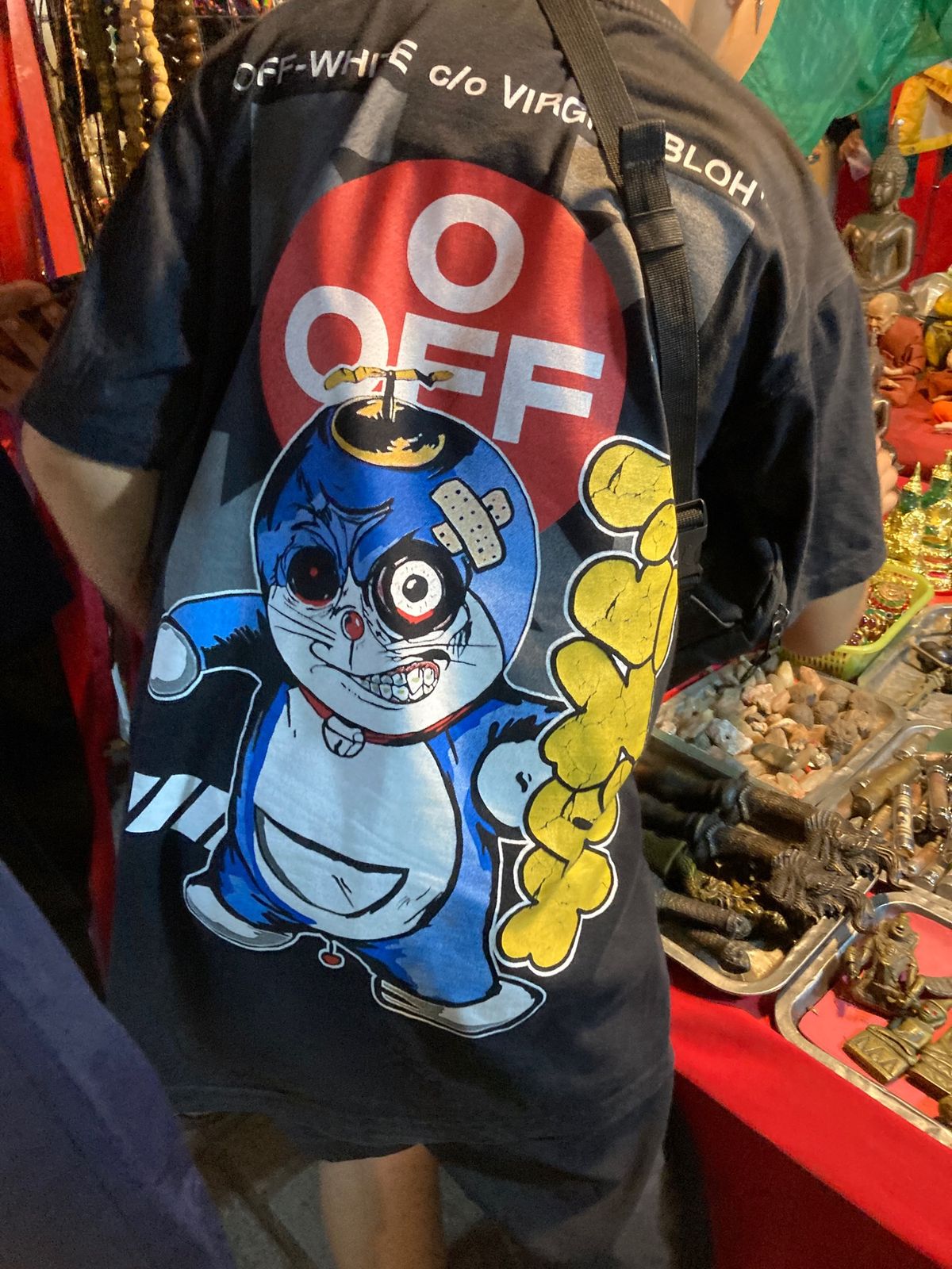 初めて見た振り返る獅子の狛犬？左右どちらも振り返ってました。
ちょっとかわ...