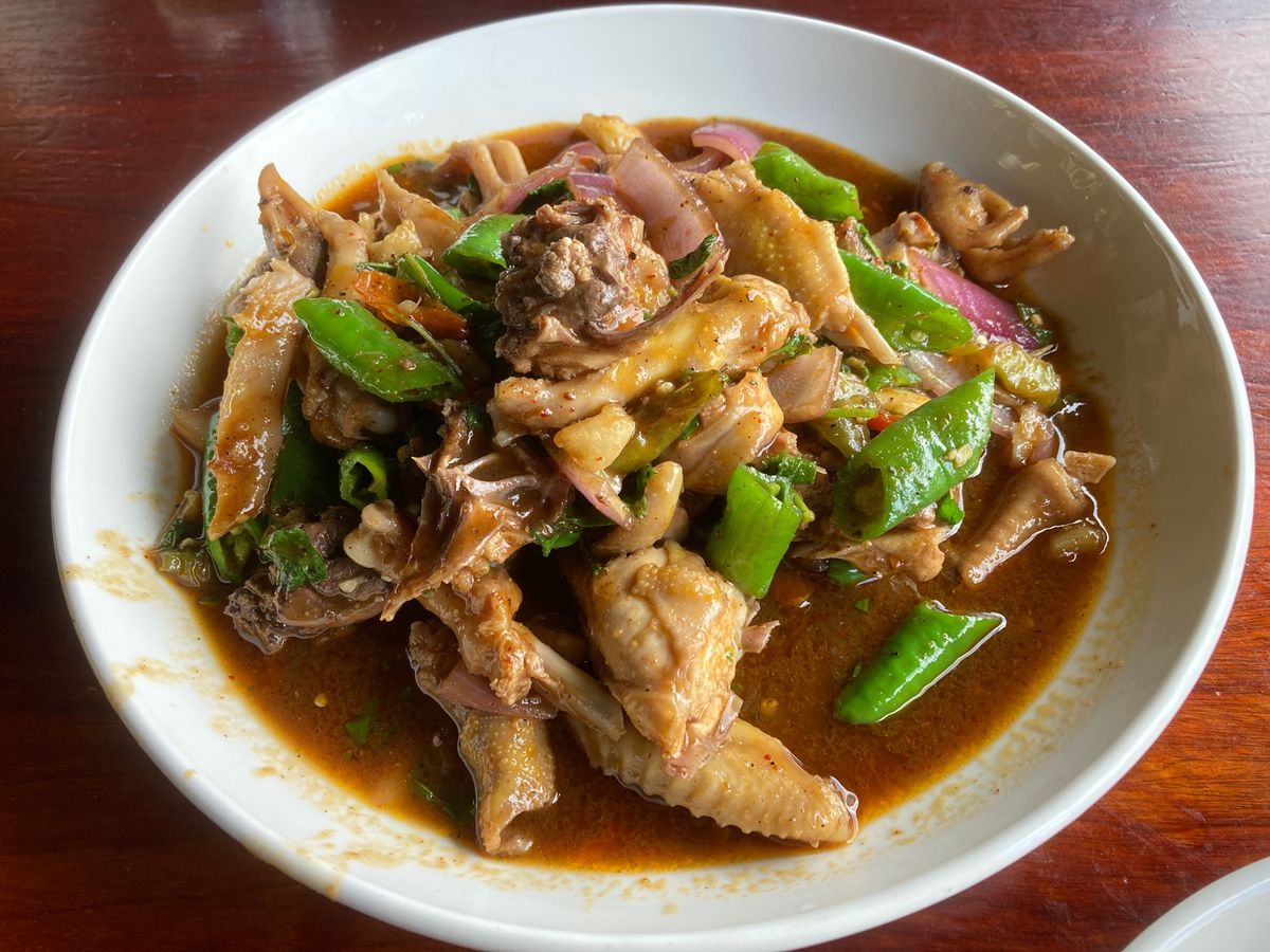 ルアンナムター。街中からムアンシン方向へ2キロくらいのナムター川沿いのSa...