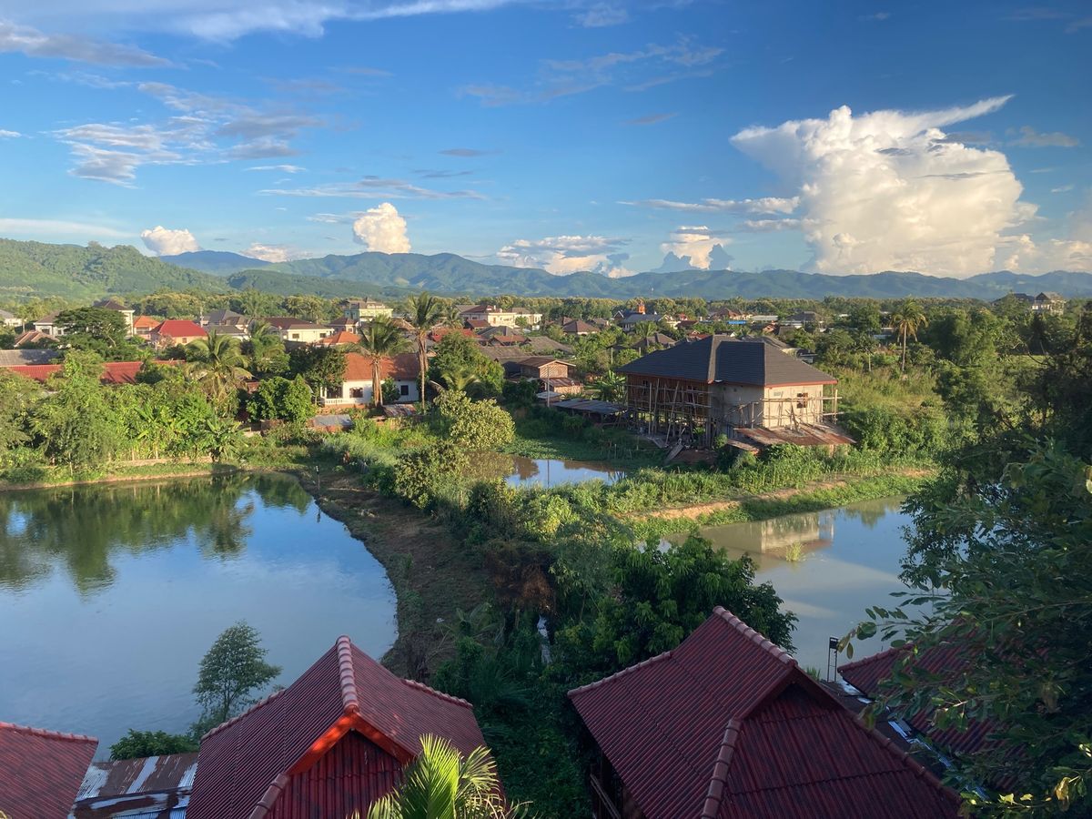 ルアンナムター。
配達用ビアラオ号。
夜はまたまたシンダート。