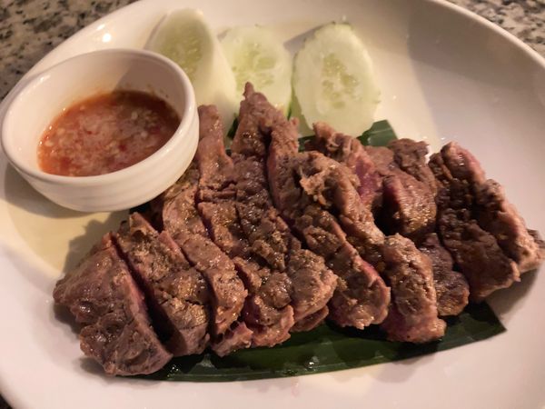 ラオス人民民主共和国・ルアンパバーン「ラオス」の写真：ビエンチャン到着。夜のホテルチェックイン...