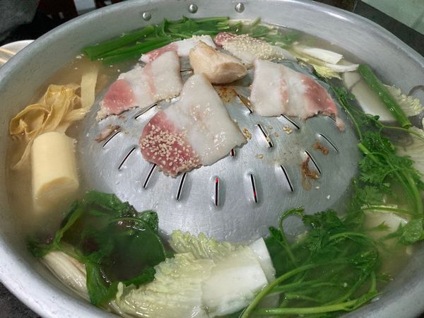 ラオス人民民主共和国・ルアンパバーン「ラオス」の写真：またまたシンダート、ルアンナムターではこ...