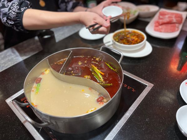 台湾・台北「5回目の台北旅行🇹🇼」の写真：2日目の夕食。
火鍋が食べたくて、老四川...