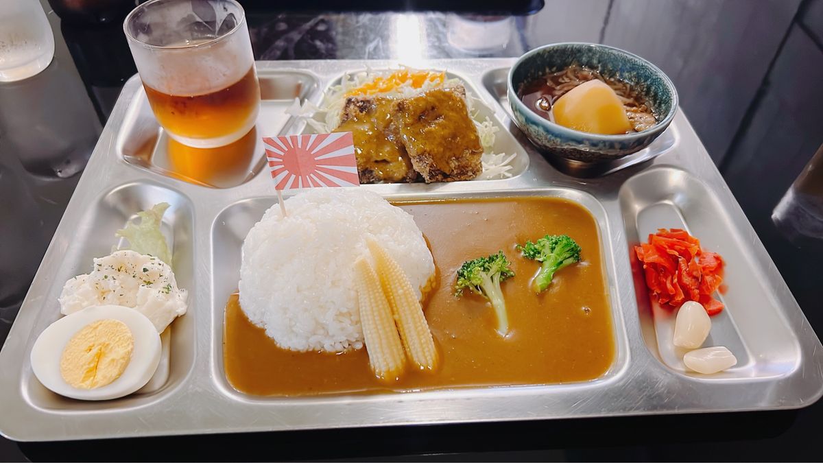 海軍カレーと大和ミュージアム、くじら館
