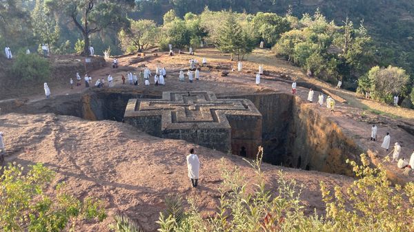 エチオピア・アディスアベバ「ぼっち東アフリカ　サファリ&遺跡めぐり」の写真：Lalibela