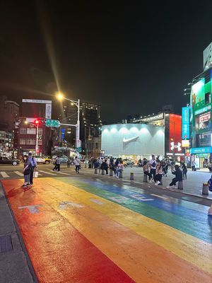 西門駅の道路可愛い
台湾のタピオカ舐めてた美味しすぎた
おみくじついてきま...