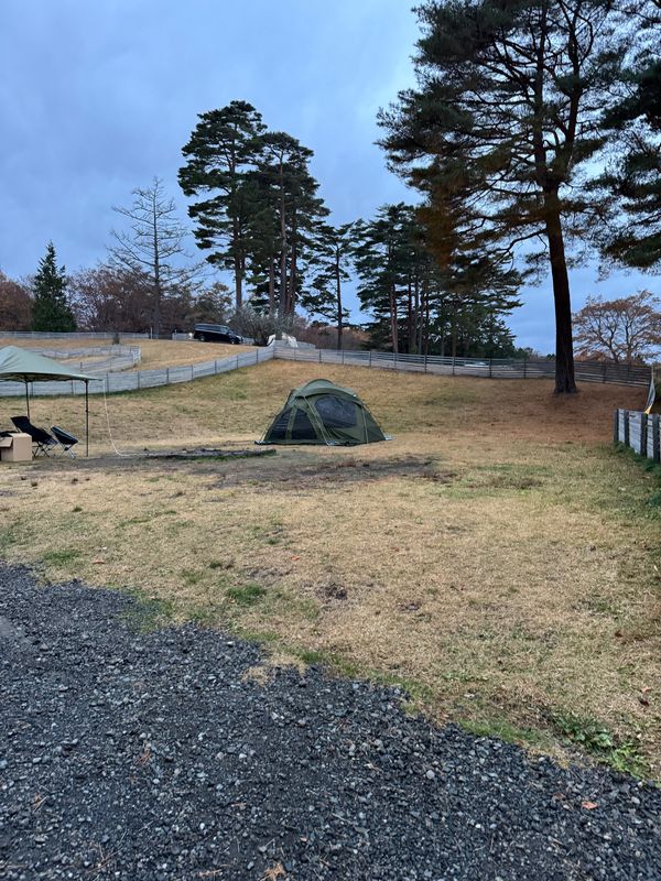 日本・山梨県「マウントフジキャンプリゾートリベンジ」の写真：3時過ぎにマウントフジキャンプリゾートに...