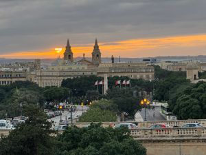 海の青さに驚いたマルタ🇲🇹
そしてヨーロッパらしさもあるようでアラブ的な感...