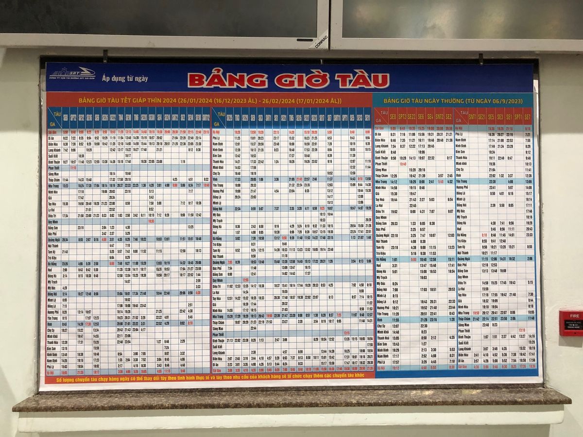 チョイの列車に乗ろうと思ったけど、これしか本数ないので、無理だねぇ

また...