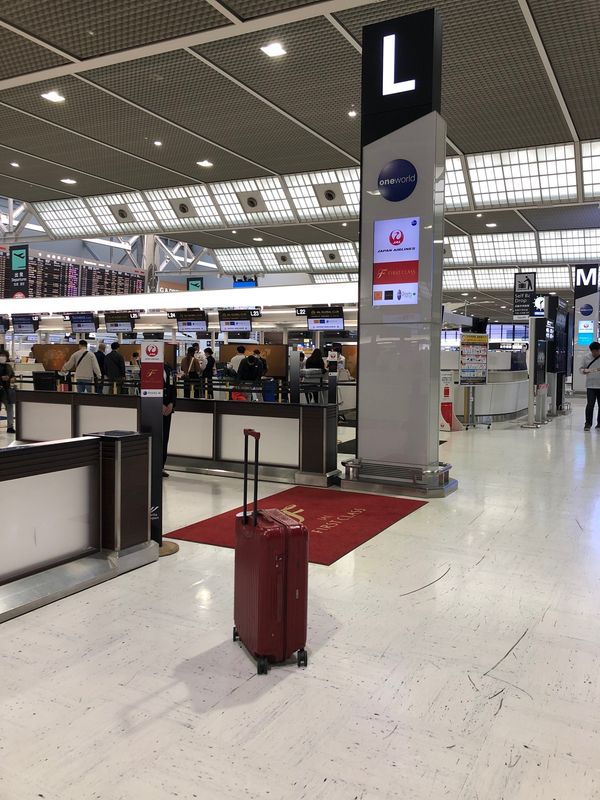 ベトナム・ホーチミン「2023.11SGN放置民」の写真：今回は成田から
ラウンジで少憩
おしぼり...