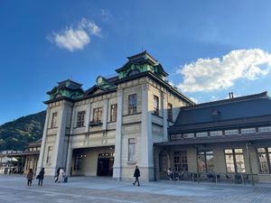 JR門司港駅。東京駅と並ぶ趣きのある駅舎だと思います。数年前に改装されて綺...