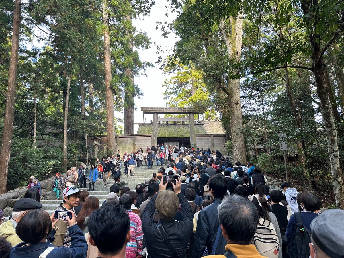 伊勢神宮の紅葉
新嘗祭やってました