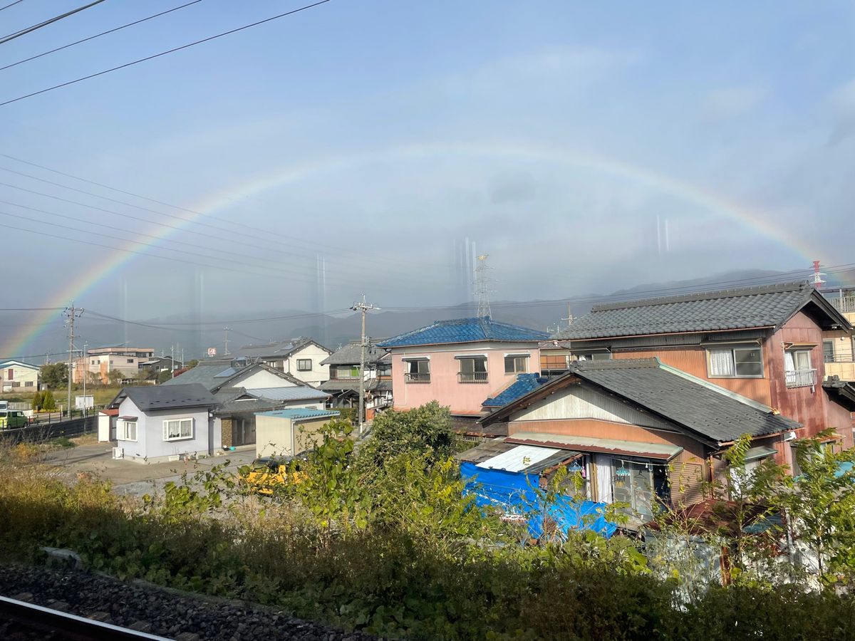 今回はバードウォッチング目的で湖北へ。出だしはいいお天気でしたが関ヶ原を越...