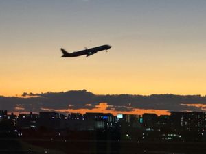 秋田空港離陸後から伊丹空港でトランジット中！