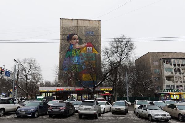 タジキスタン・Dushanbe「中央アジアコーカサス出張」の写真：アルマティの街の様子