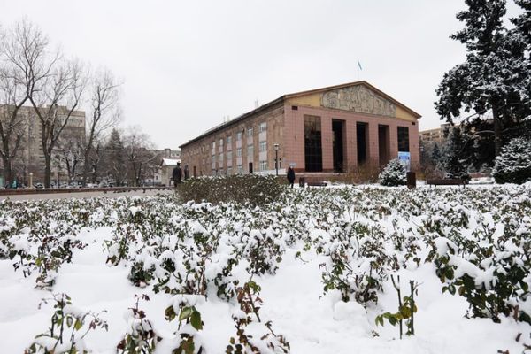 タジキスタン・Dushanbe「中央アジアコーカサス出張」の写真：アルマティの街中