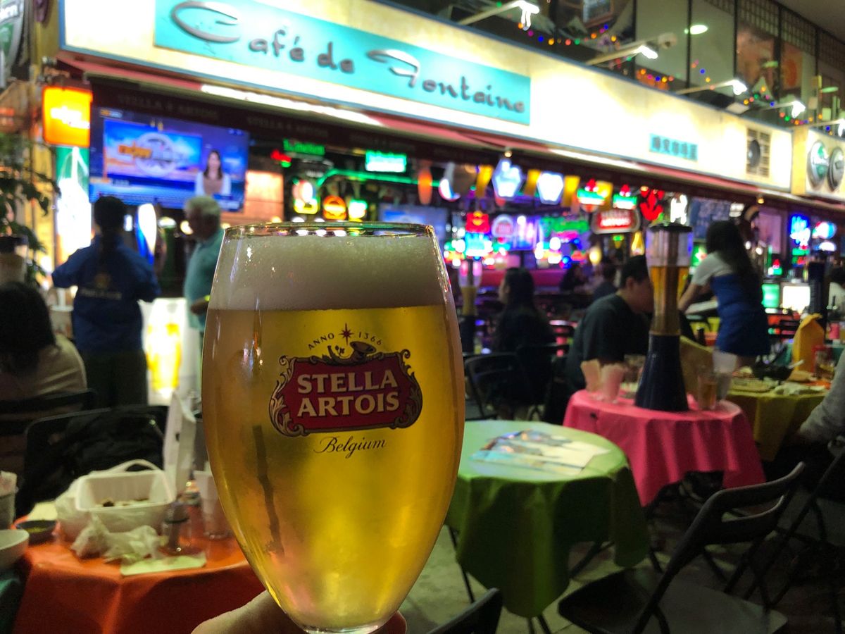 尖沙咀東部のイルミネーション群
どことなく寂しい感じがする
いつものお店で...