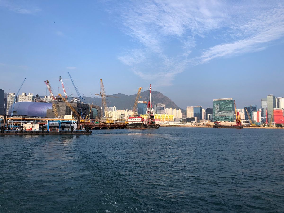 九龍城碼頭
まだ啓徳の想い出が残っています

もう四半世紀にもなるんですね