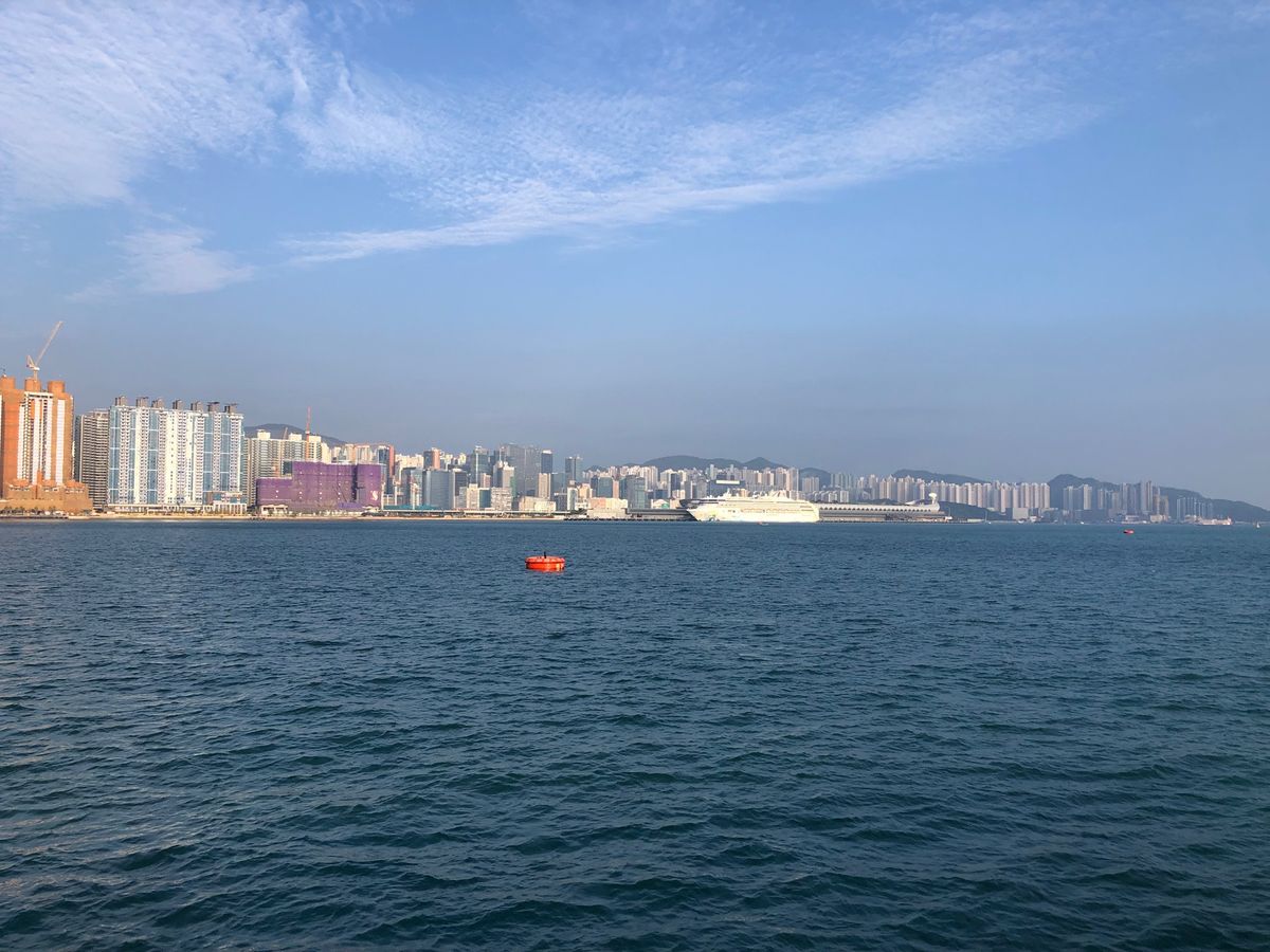 九龍城碼頭
まだ啓徳の想い出が残っています

もう四半世紀にもなるんですね