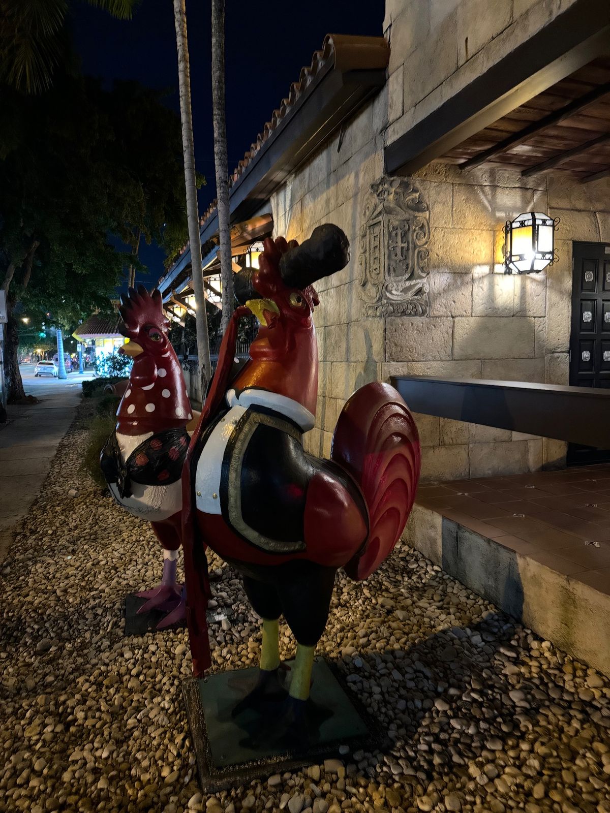 ツアーのおばちゃんが、マイアミはシーフードがうまいということで予約をとって...