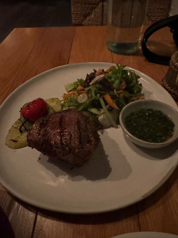 アメリカ(米国)「マイアミ」の写真：アメックスクレジットでタダ飯
ステーキと...