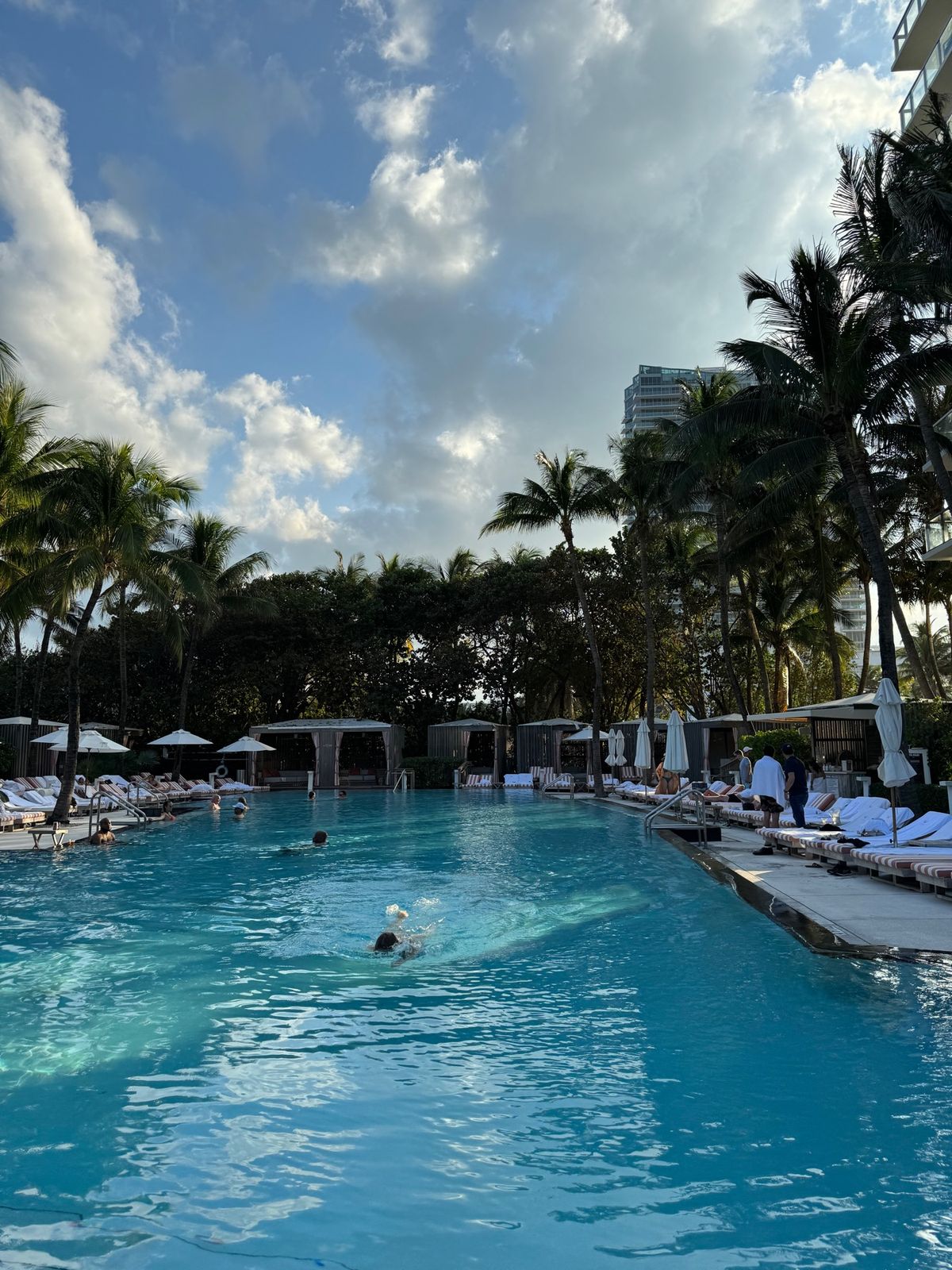 3泊目はW south beachへ。
アメックスのアップグレードでオーシ...