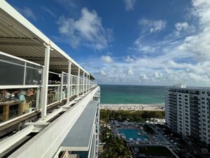 ２日目はマイアミビーチの結構いいホテル 1 hotel miami bea...