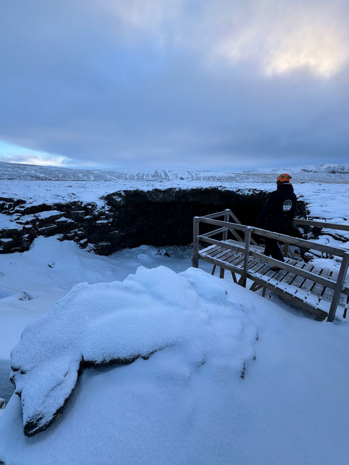 The Cave Vidgelmir（ヴィズゲルミル）

アイスランド最大...