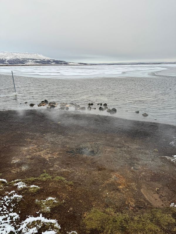 アイスランド・アイスランド「アイスランドで今度こそオーロラ！」の写真：Laugarvatn(ロイガルヴァトン)...