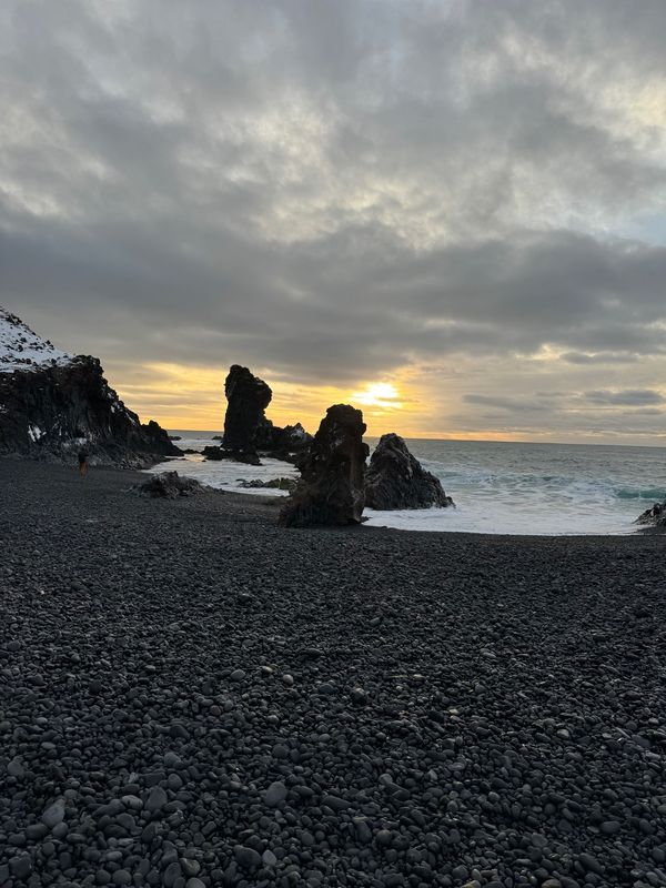 アイスランド・アイスランド「アイスランドで今度こそオーロラ！」の写真：DJÚPALÓNSSANDUR BEAC...