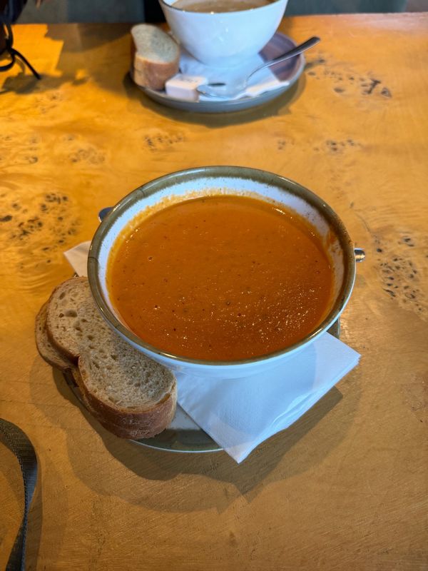 アイスランド・アイスランド「アイスランドで今度こそオーロラ！」の写真：ゲイシールの間欠泉

写真撮るの忘れた笑...