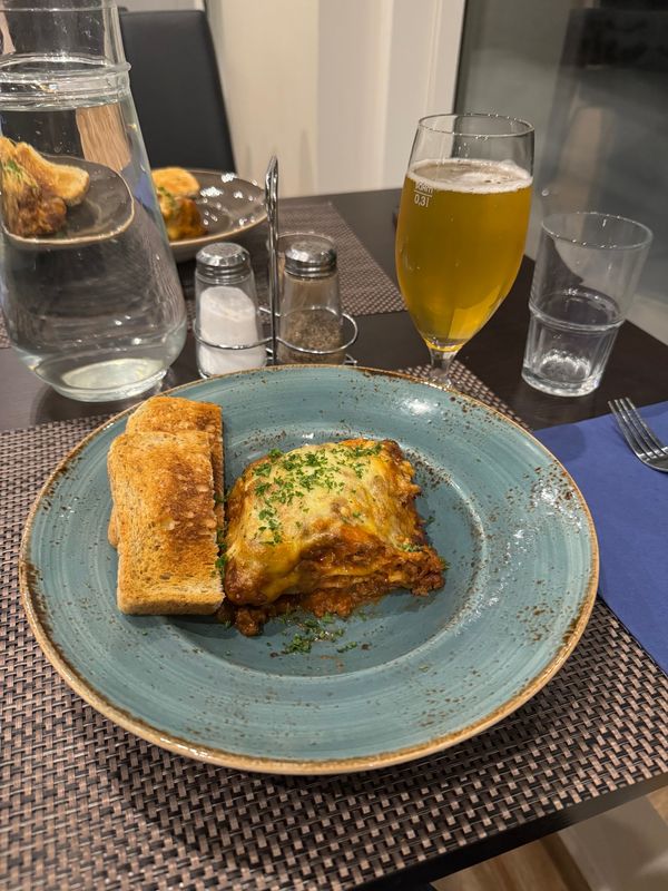 アイスランド・アイスランド「アイスランドで今度こそオーロラ！」の写真：ホテル『Drangshlíð』に着く。夕...