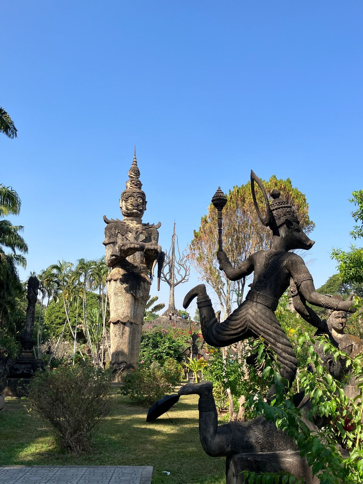 20231226 Vientiane
Buddha Park
40,000...